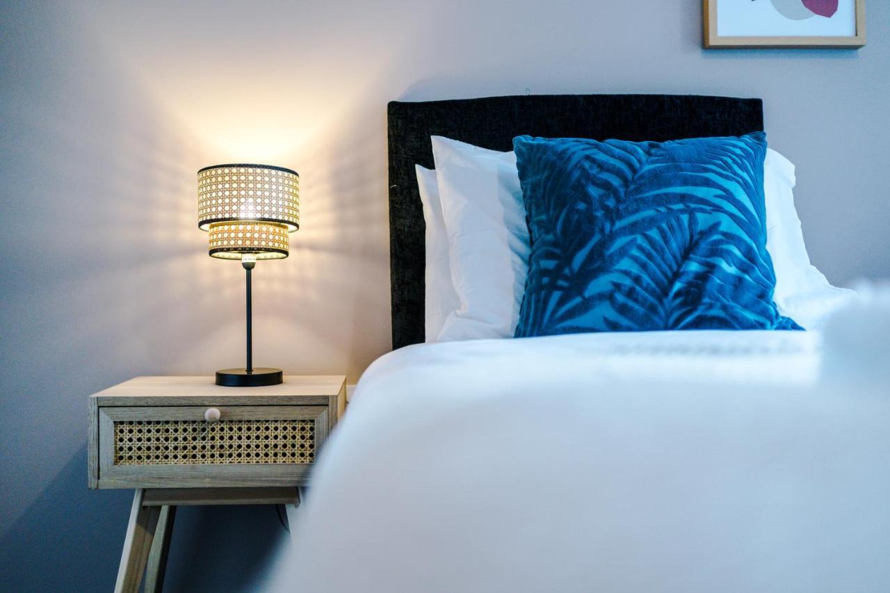 Stunning 2 Bed Apt By Greenstay Serviced Accommodation - Located In Formby Village - Perfect For Short & Long Stays - Couples, Friends & Families & Business Travellers All Welcome - Dog Friendly - 7 Exteriér fotografie