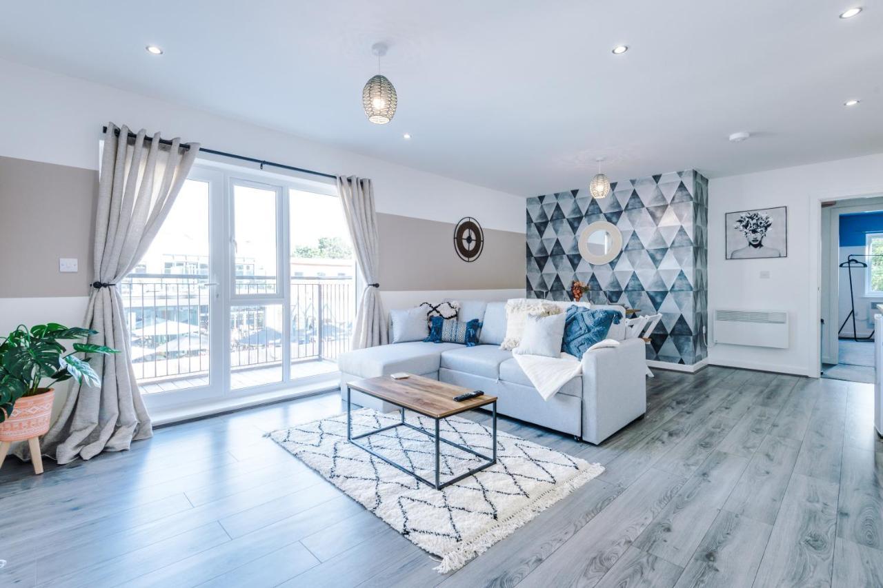 Stunning 2 Bed Apt By Greenstay Serviced Accommodation - Located In Formby Village - Perfect For Short & Long Stays - Couples, Friends & Families & Business Travellers All Welcome - Dog Friendly - 7 Exteriér fotografie